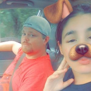 Meet your Posher, Stefani